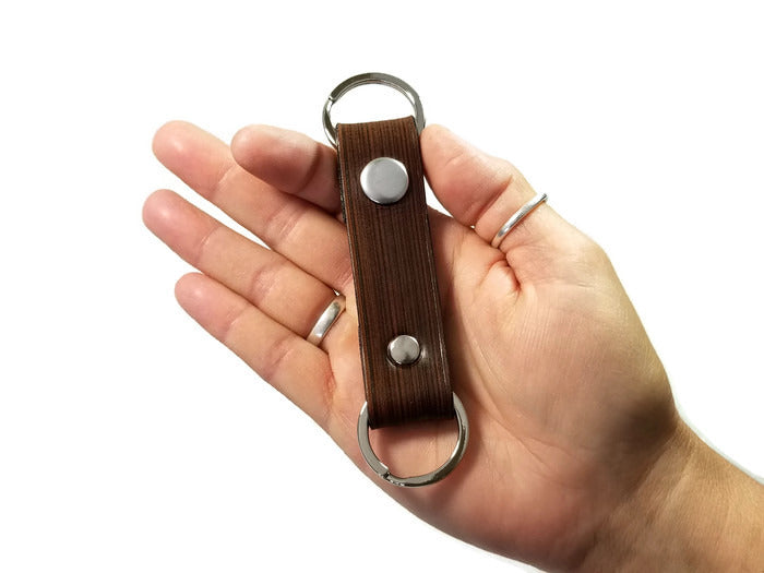 Modern Wood Grain Briar Brown Valet Double Ring Leather Key Chain 
