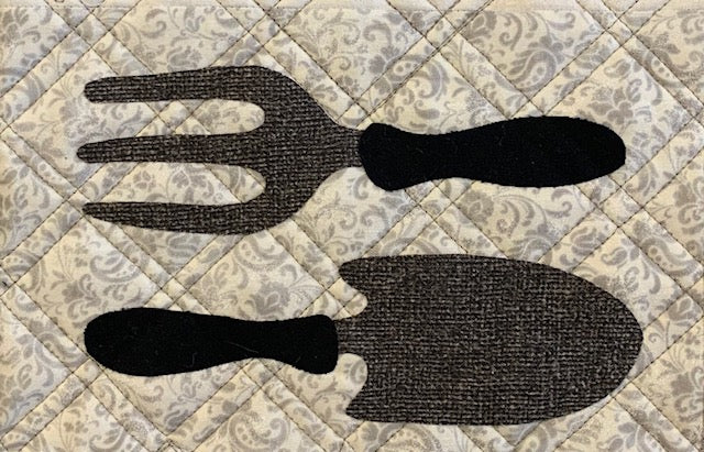 Sugar Tree Quilts Farmhouse Threads Gardening Tools Block
