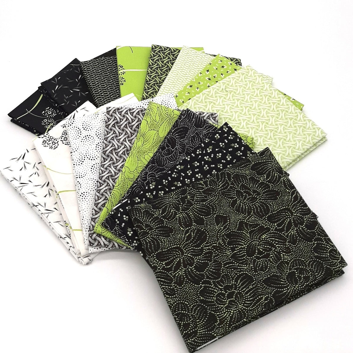 Clothworks Matcha Green Tea Fat Quarter Bundle 16 FQs FQ0560